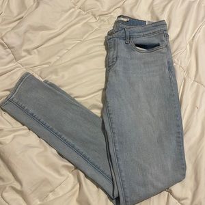 Low cut skinny 711 Levi’s